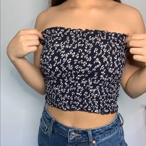 Brandy Melville Tops - Brandy Melville Tube Top Brandy Melville Tops - Brandy Melville Tube Top